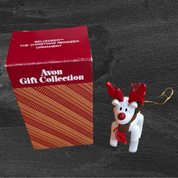Vintage Avon Belvedere Christmas Reindeer Ornament 1987 - Picture 1 of 4